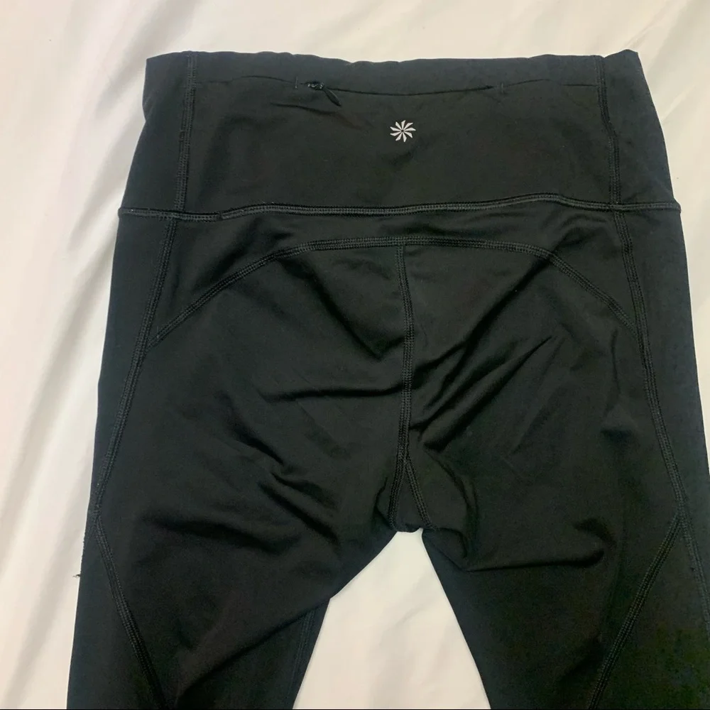 LAST CHANCE athleta challenge 7/8 tight - XS petite - Picture 6 of 8